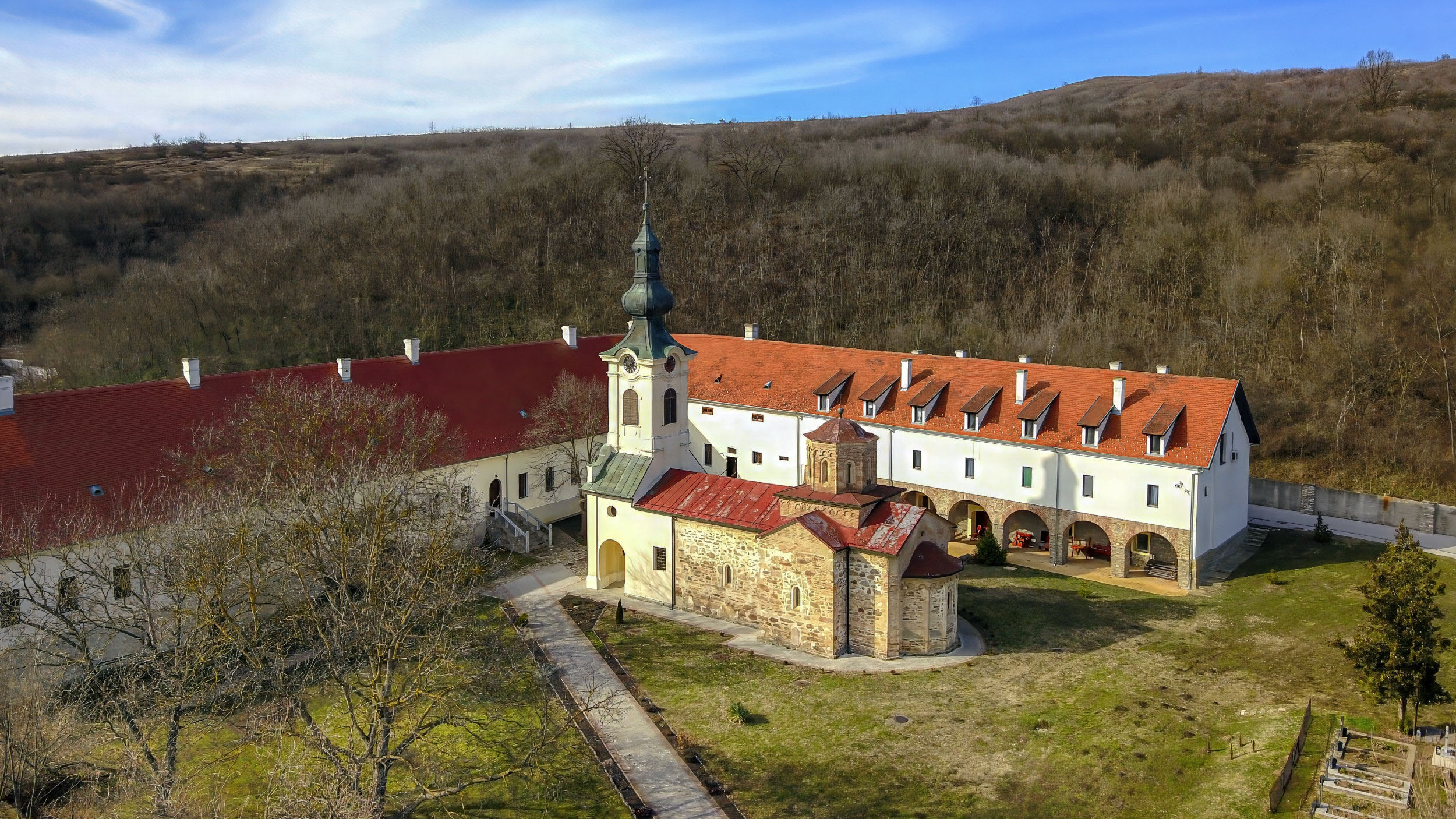 manastir serbia